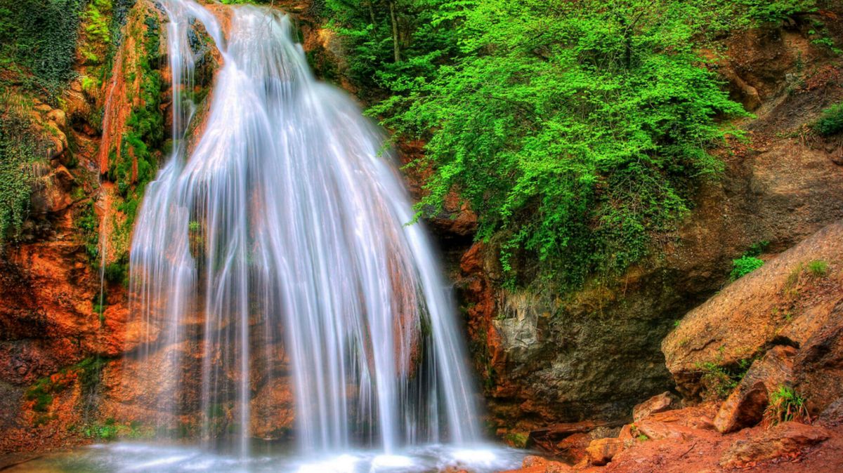 Водопад Джур-Джур