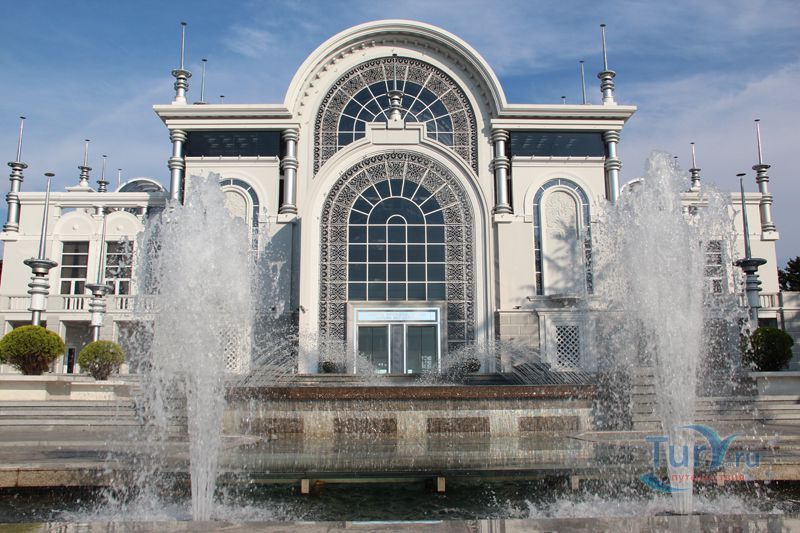 Государственный Музыкальный Центр Батуми