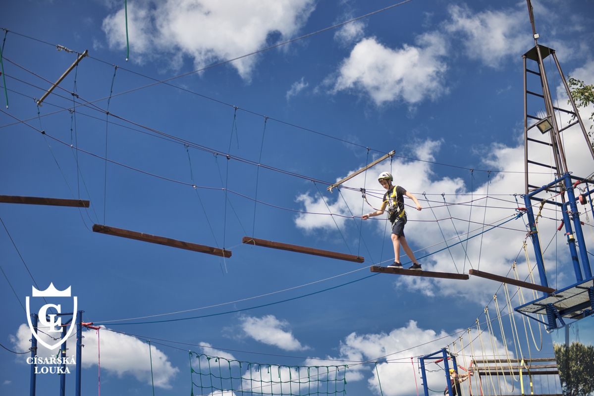 Остров «Императорский луг»