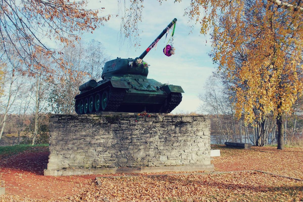 Памятник «Танк Т-34»