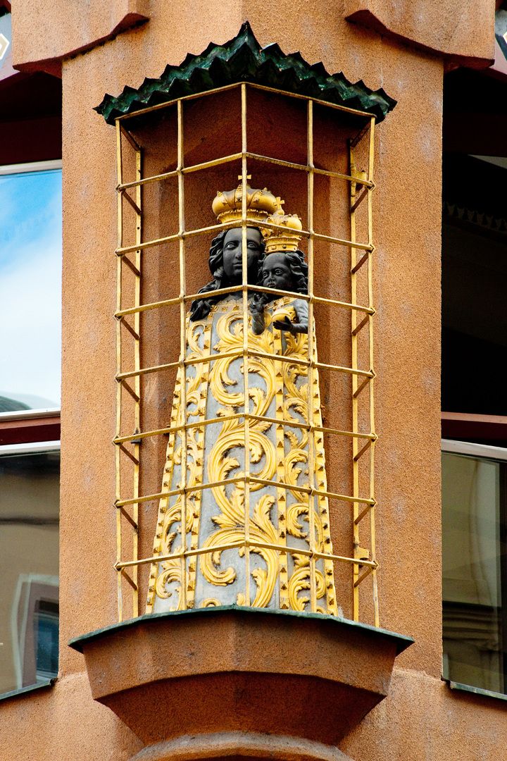 Музей прикладного искусства – Дом У Чёрной Богоматери