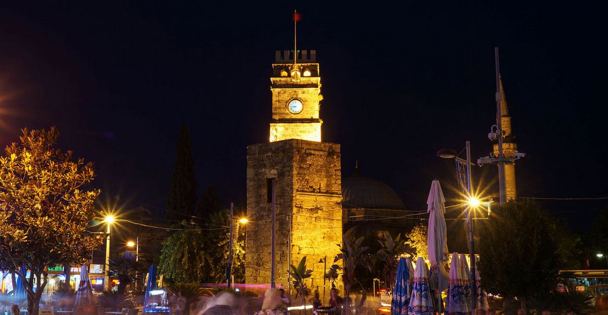 Часовая башня в Калейчи 