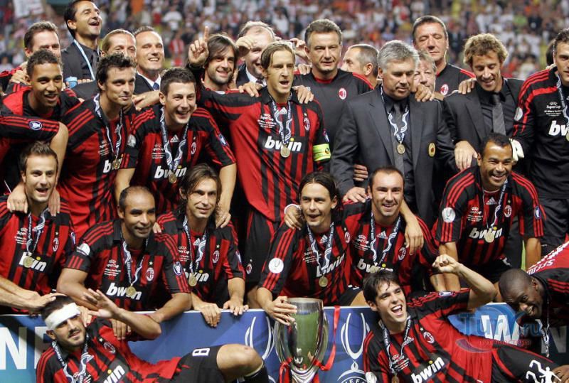 Стадион Луи II