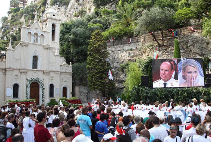 Церковь Святой Девоты