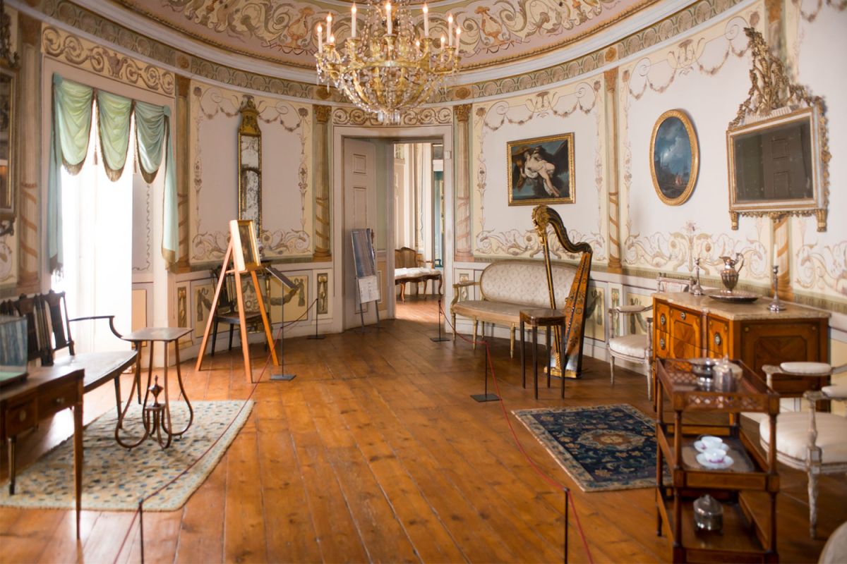 Музей португальского декоративного искусства (Фонд Рикардо ду Эспириту Санту Силва)