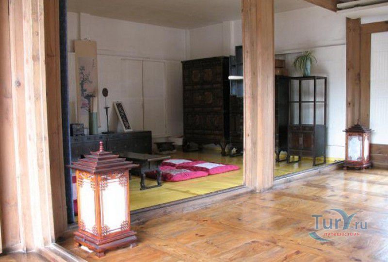 Деревня Традиционных Домов Ханок (Деревня Намсанголь Ханок)