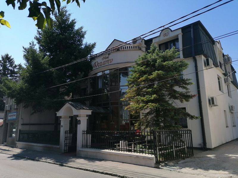 Garni hotel Vozarev