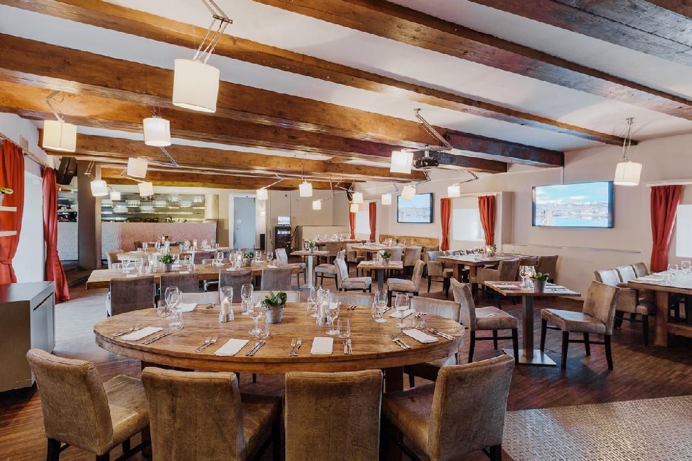 Ресторан Hergetova Cihelna