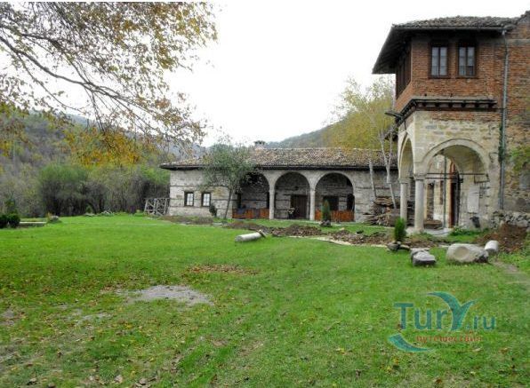 Плаковский Монастырь