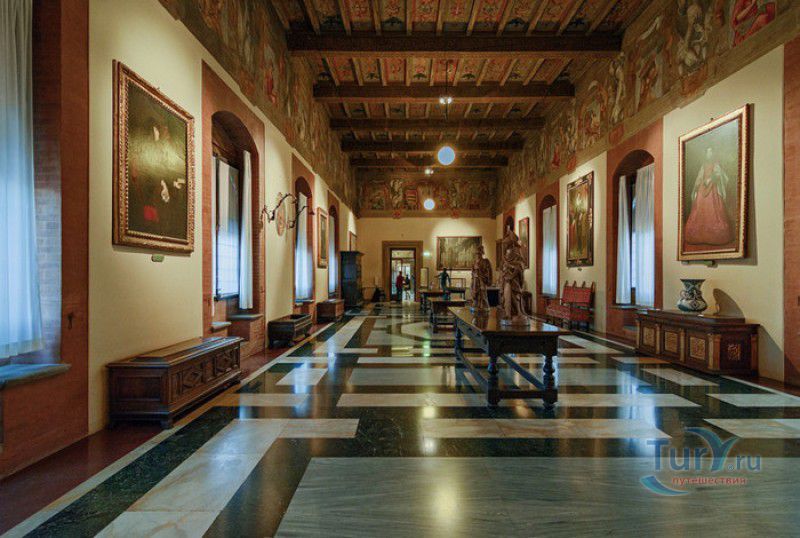 Палаццо д'Аккурсио (Палаццо Коммунале)