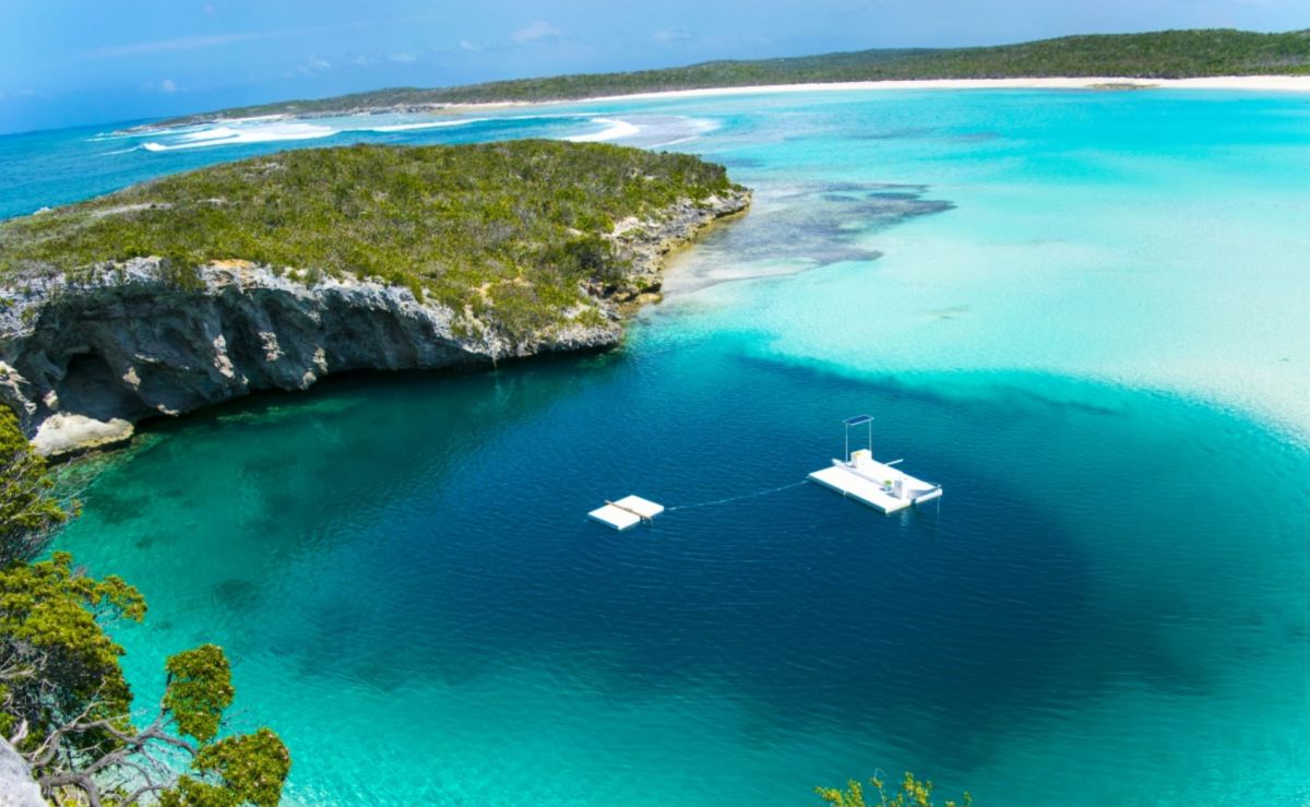 Синяя дыра - логово Луски