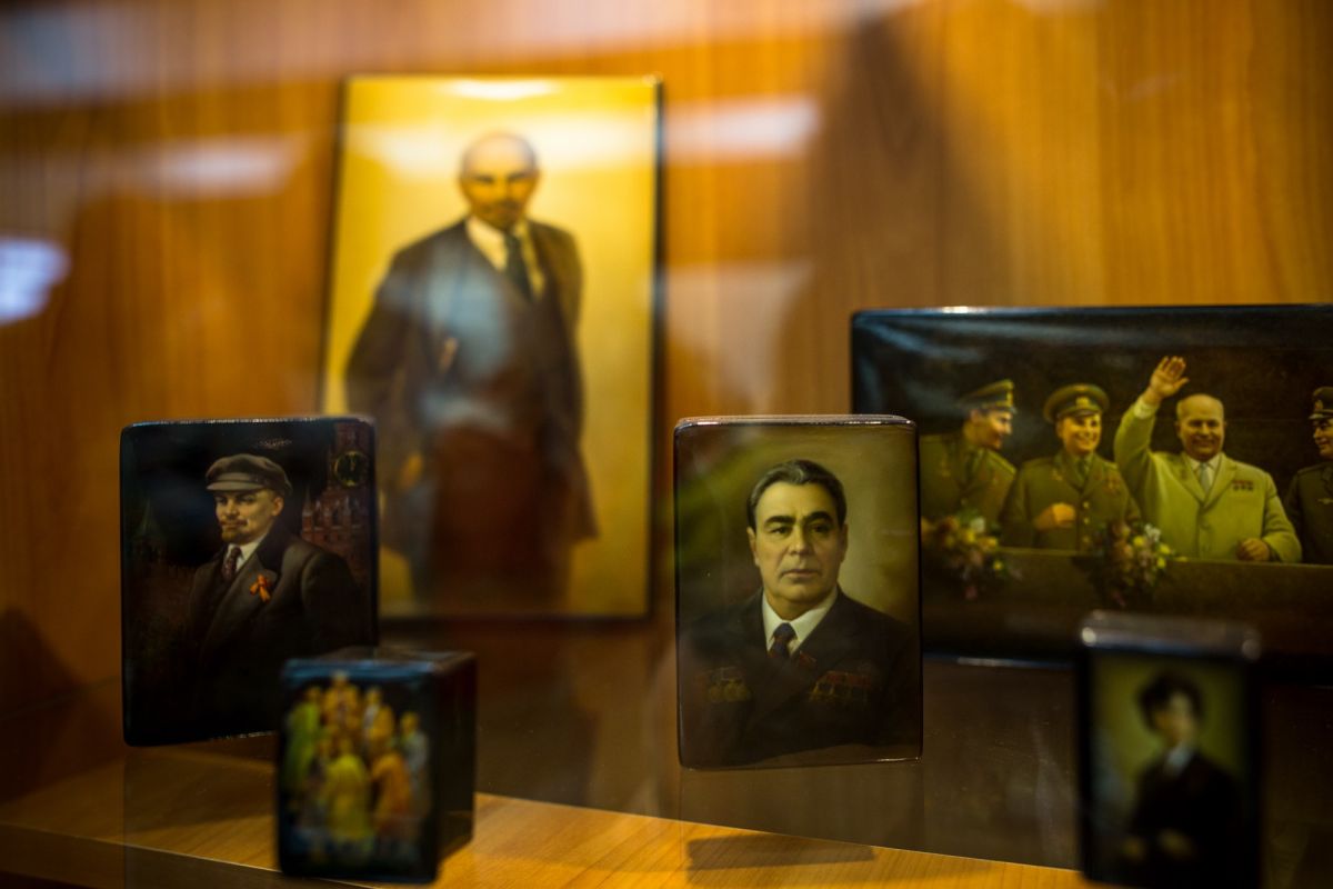 Федоскинская фабрика лаковой миниатюры