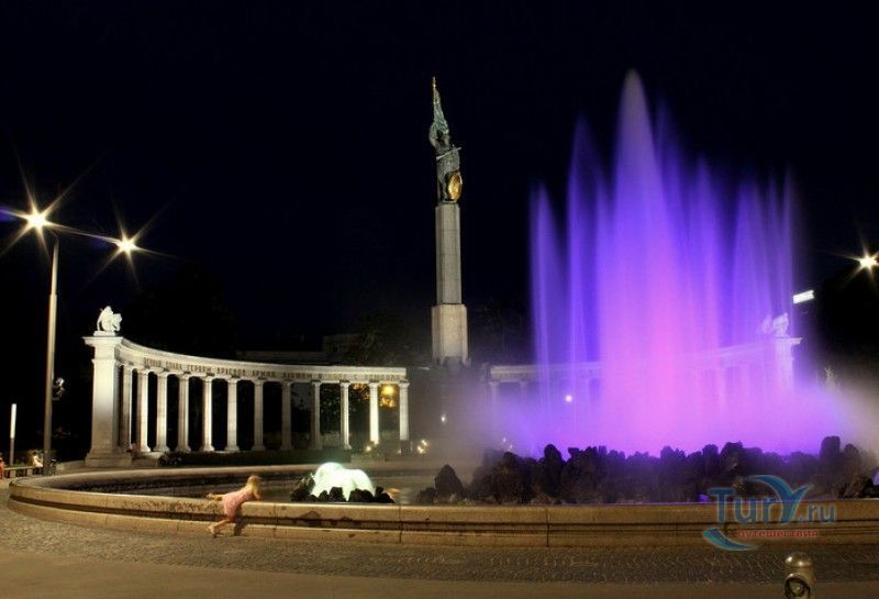 Фонтан «Хохштральбруннен»