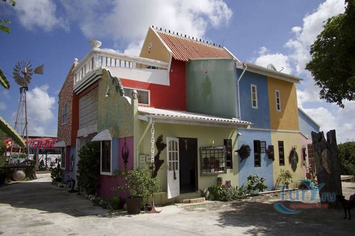 Музей, Галерея и Сад Скульптур Юби Кириндонго