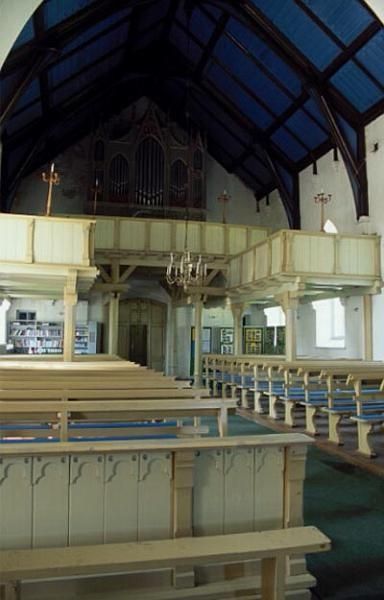 Церковь в Юри