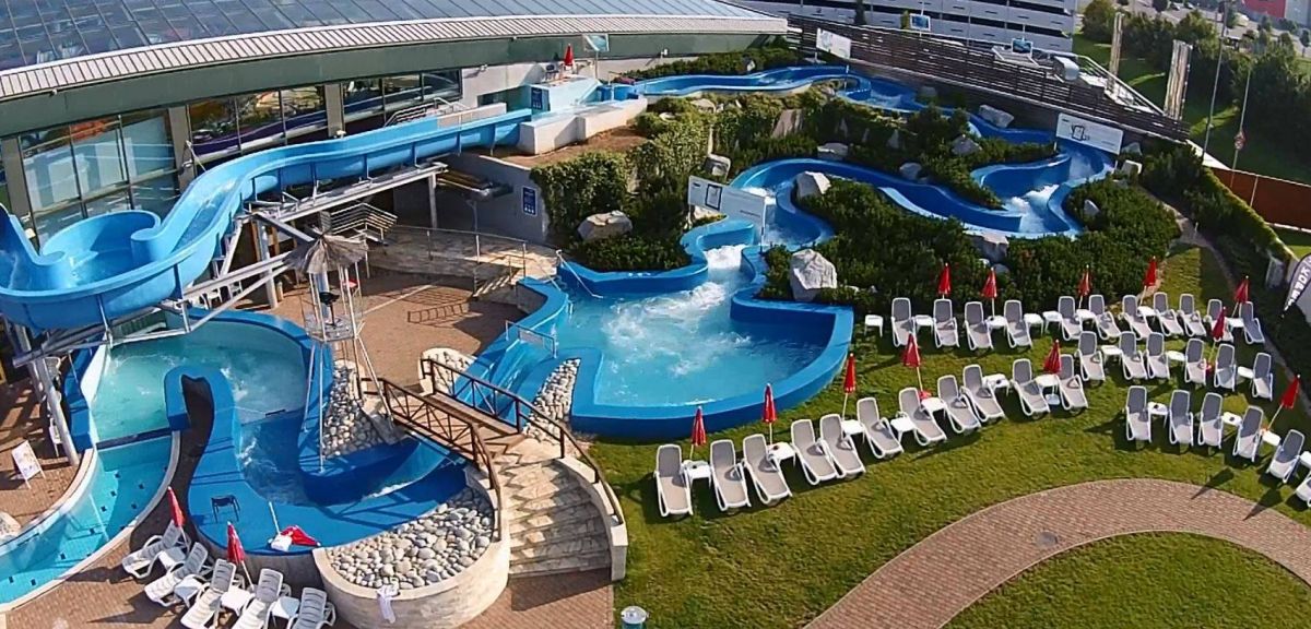 Аквадворец Прага