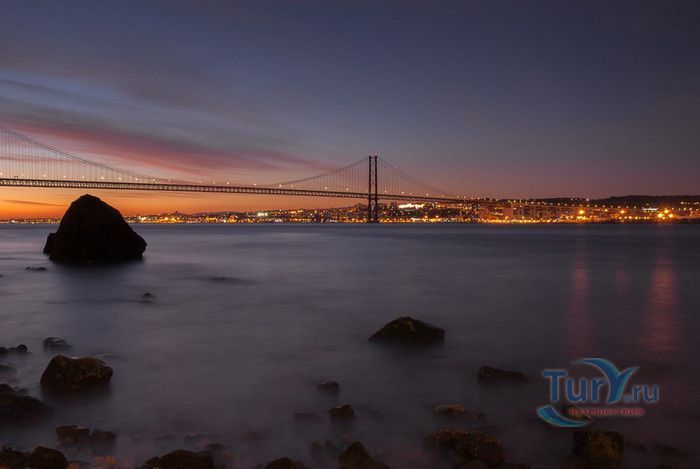 Мост Имени 25 Апреля