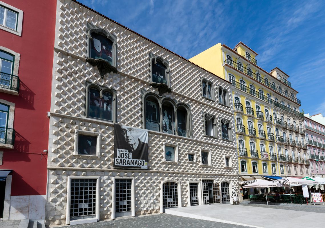 Дом Шипов (Casa dos Bicos)