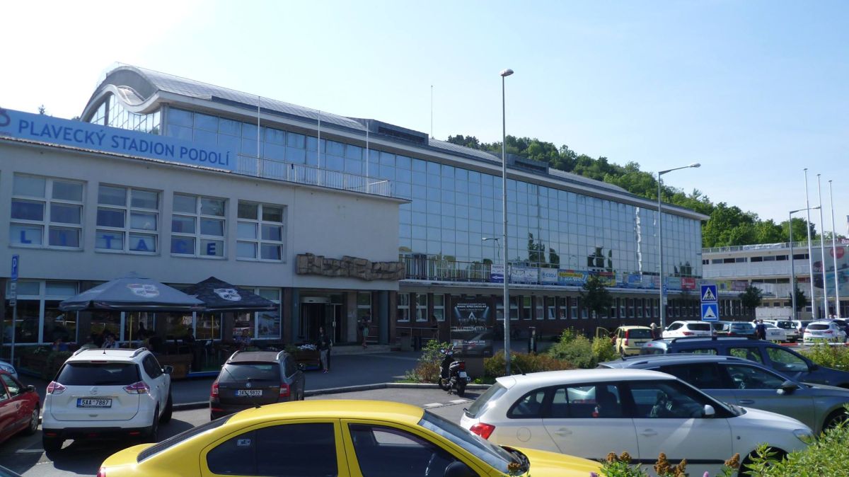 Плавательный стадион Podolí