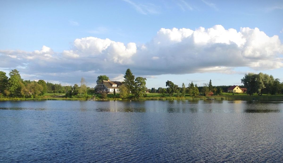 Баня по-черному в гостевом доме Kevvai