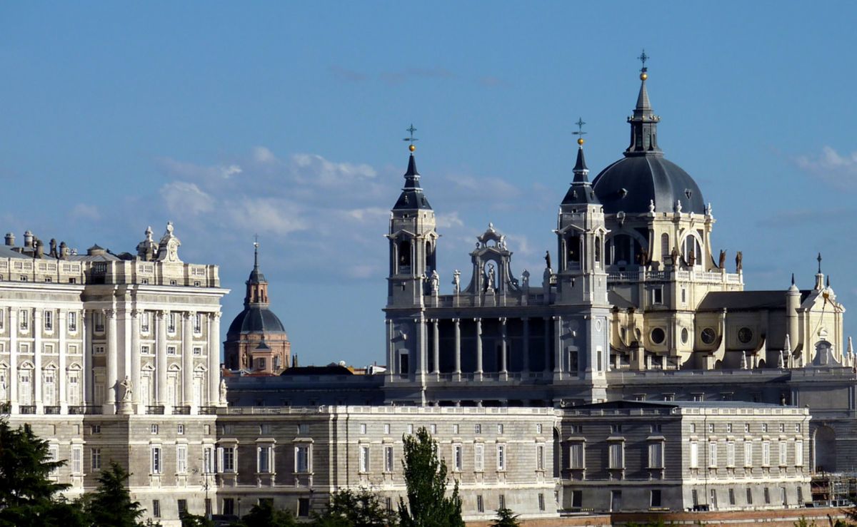 Кафедральный собор Санта-Мария-ла-Реаль-де-ла-Альмудена