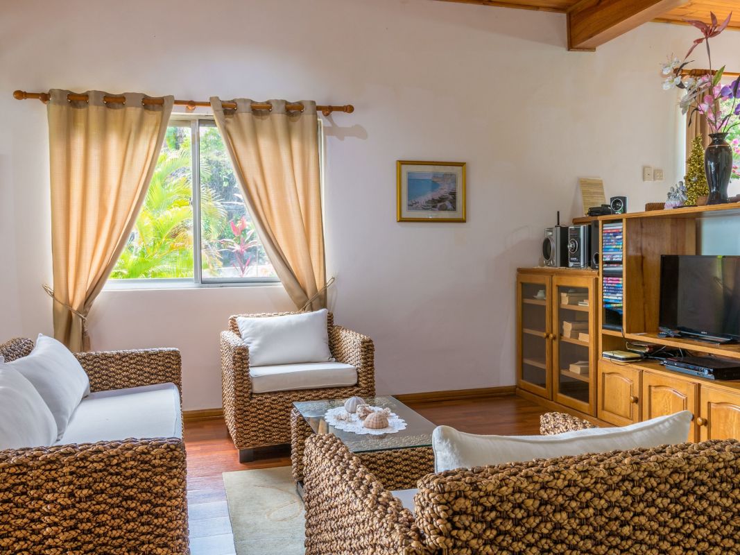 Bougainvillea Holiday Villa