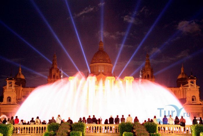 Волшебный Фонтан в Барселоне