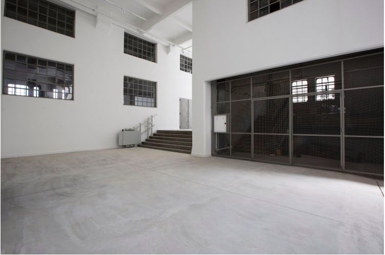 Бывшая общественная табачная фабрика