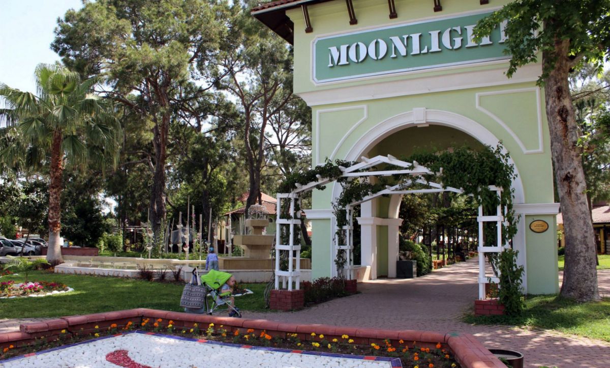Парковый комплекс Moonlight Park в Кемере