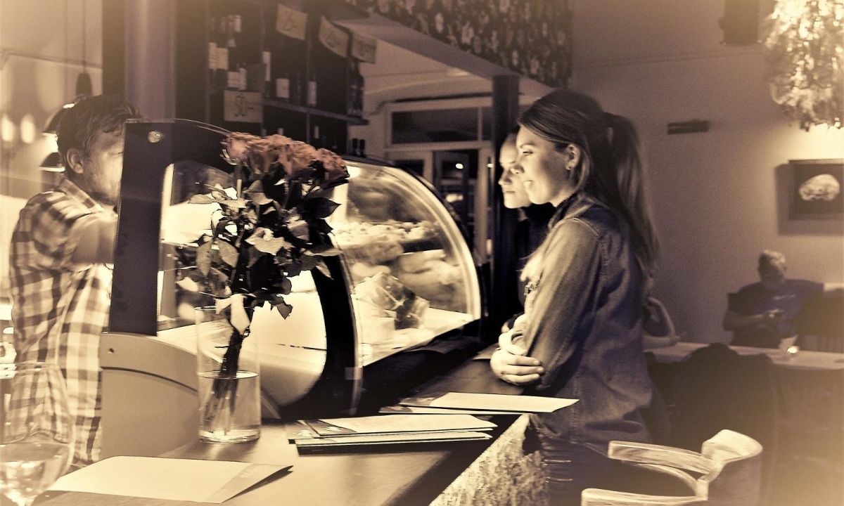 Ресторан вина и искусства Vilde ja Vine