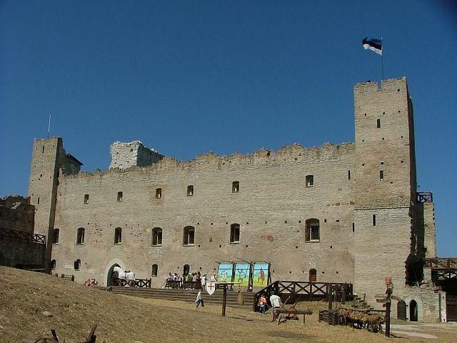 Замок Раквере