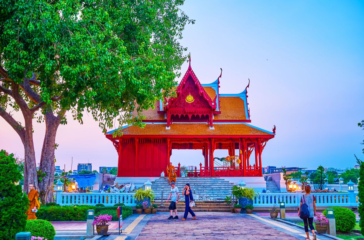 Парк Сантичайпракарн