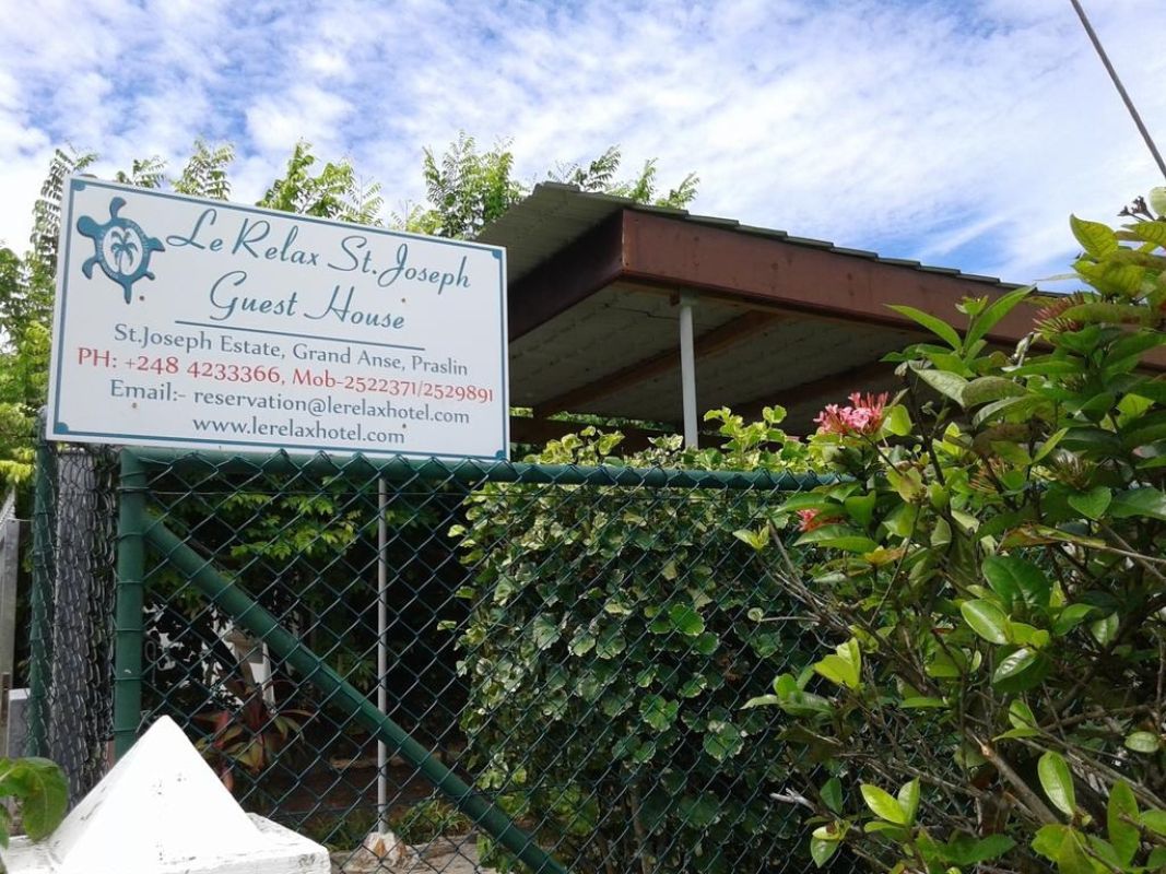 Le Relax St. Joseph Guest House