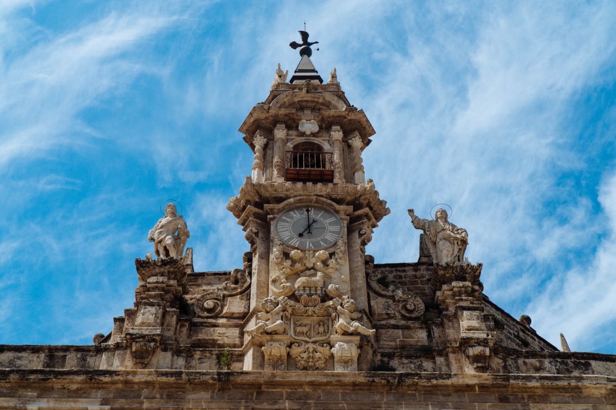 Церковь Сантос Хуанес