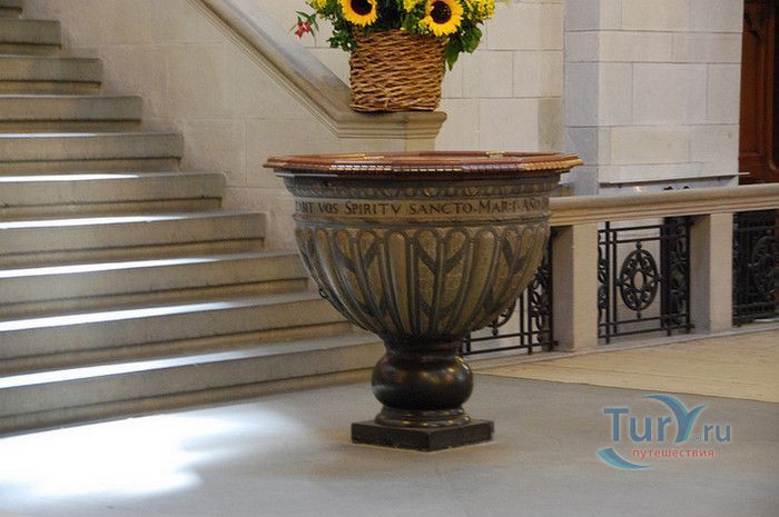 Собор Гроссмюнстер в Цюрихе