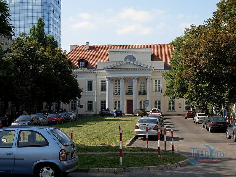 Дворец Мнишеков