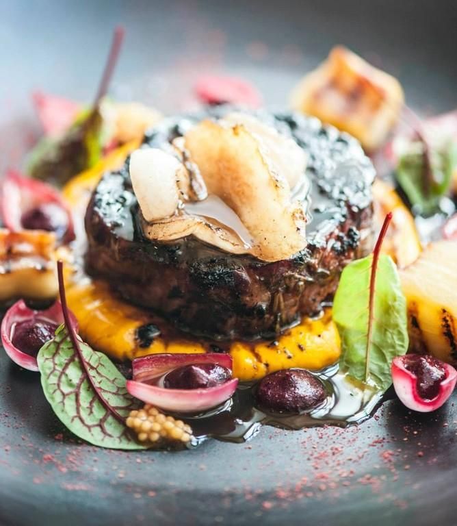 Ресторан Cru