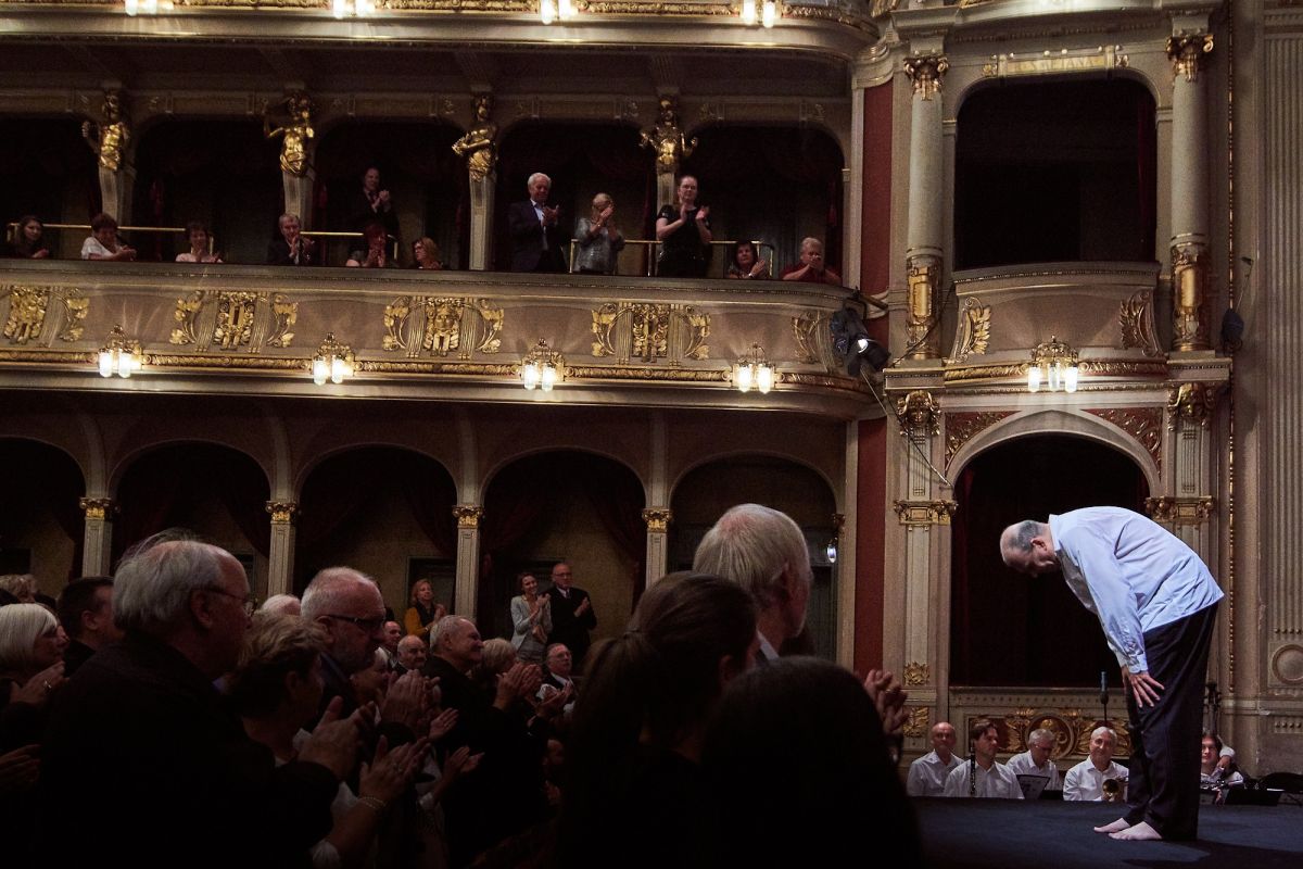 Театр на Виноградах