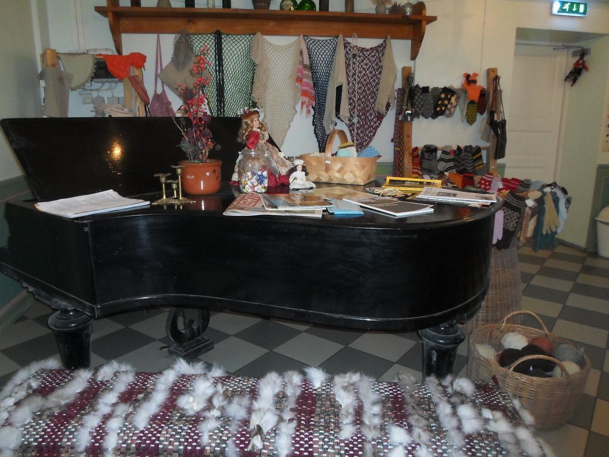 Краеведческий музей усадьбы Рогози