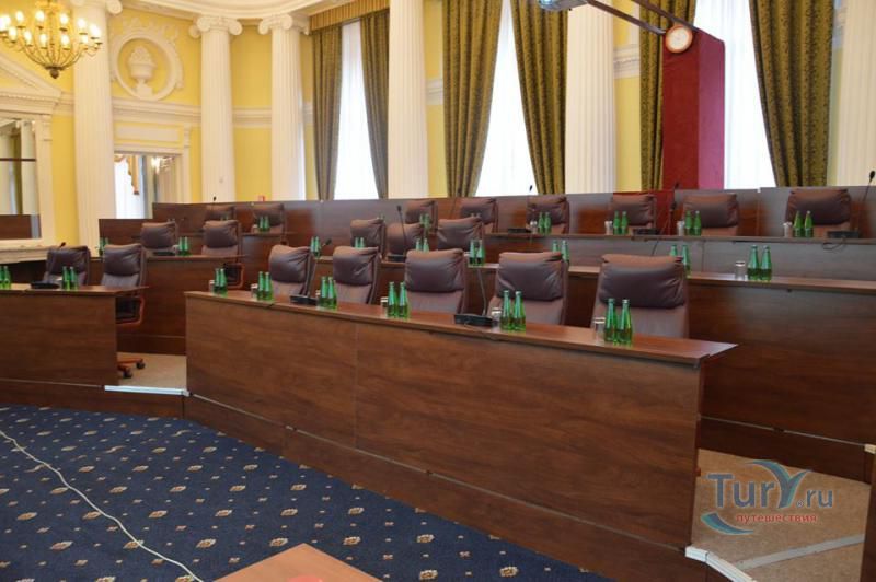 Дворец Примаса