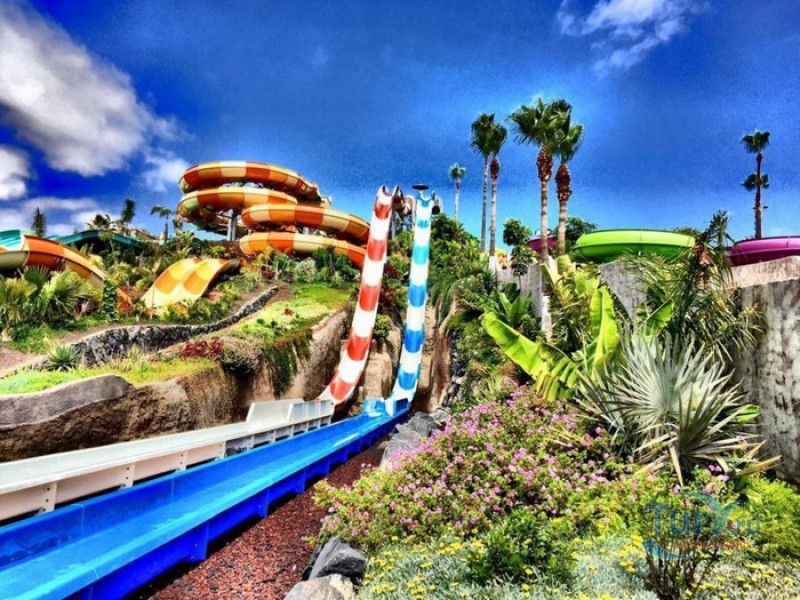 Аквапарк Аквалэнд Коста Адехе