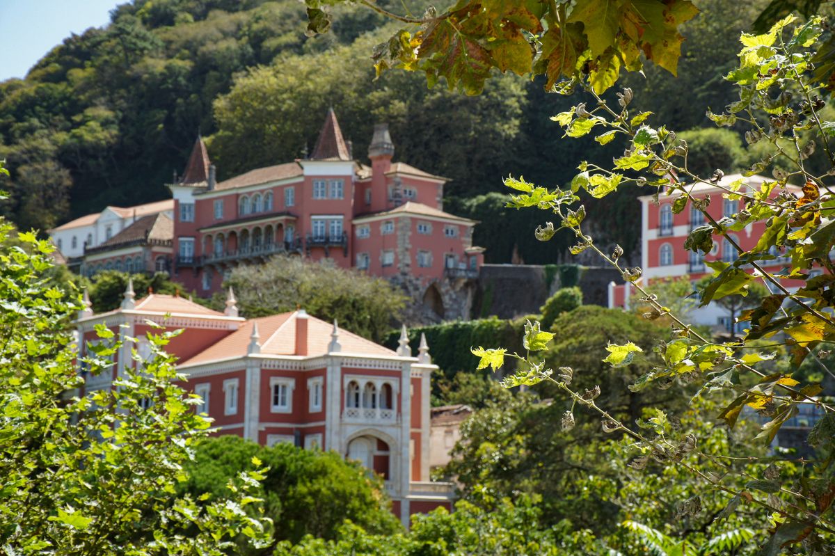 Каса дос Пенедос (Casa dos Penedos)