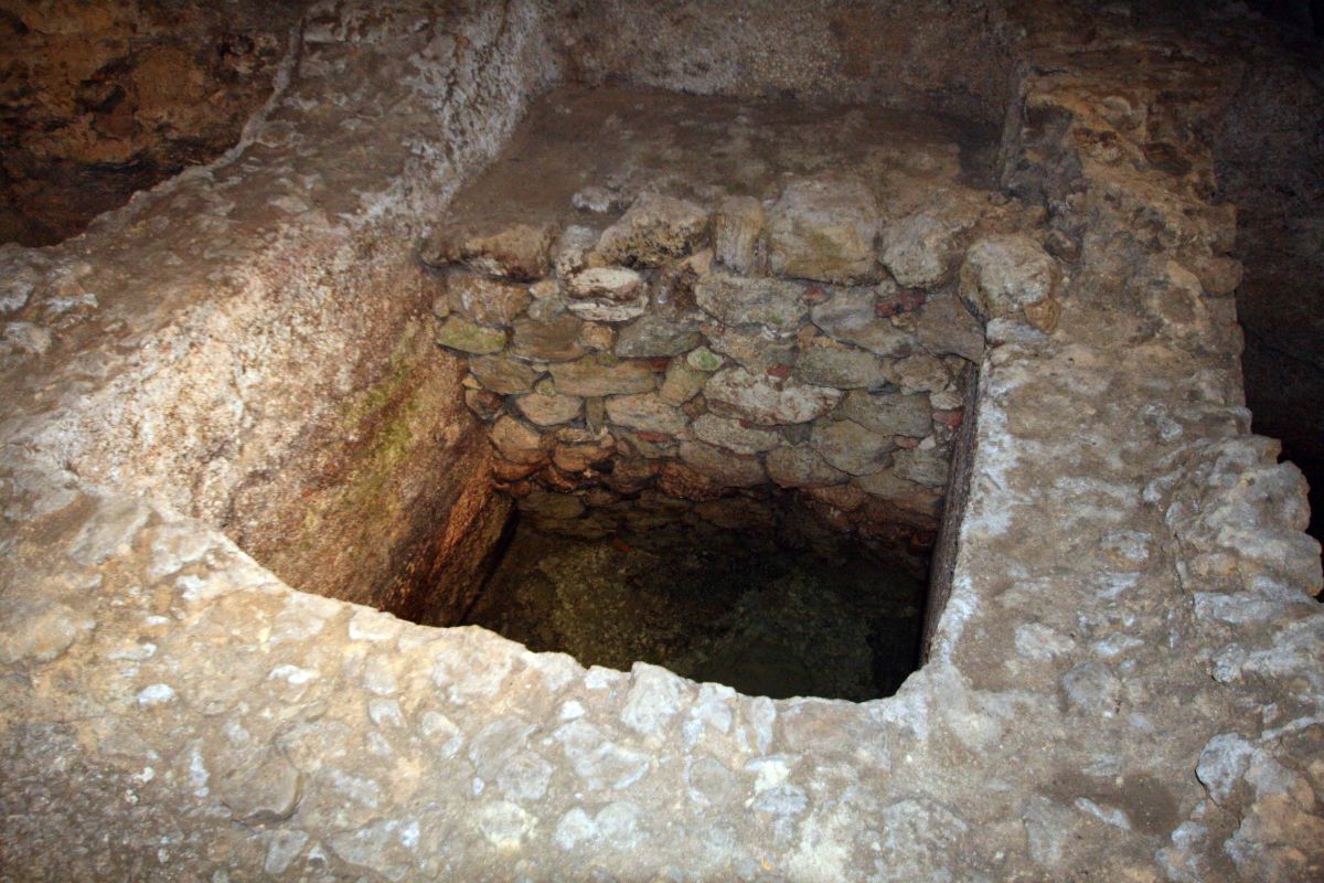 Археологический центр ​​на улице Руа-ду-Коррейруш