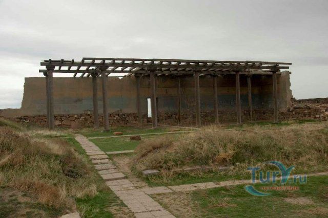 Крепость Эребуни