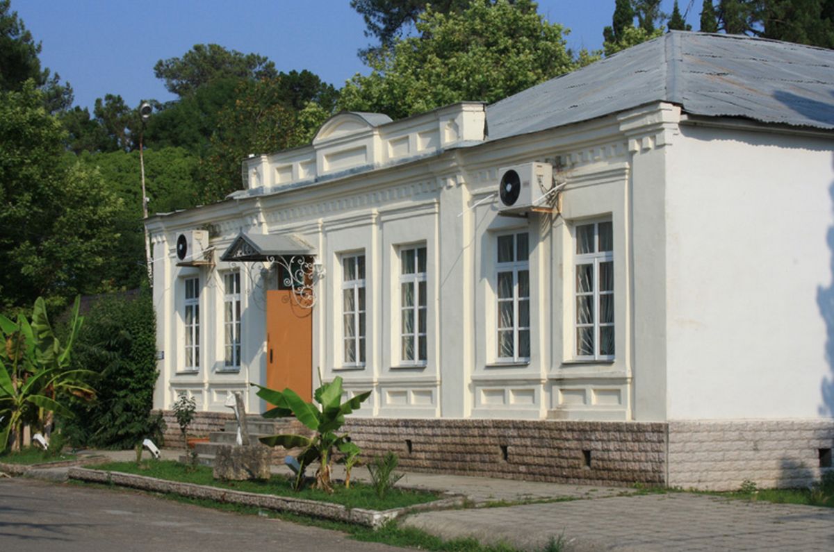 Государственный Музей Отечественной Войны Народа Абхазии Имени С. П. Дбар (Гудаутский Музей-Заповедник Абазгия)