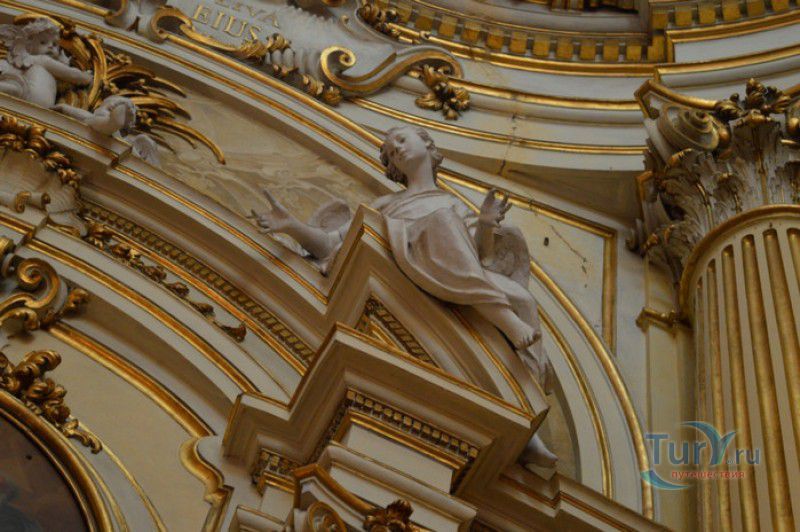 Базилика Мадонна Ди Сан Лука