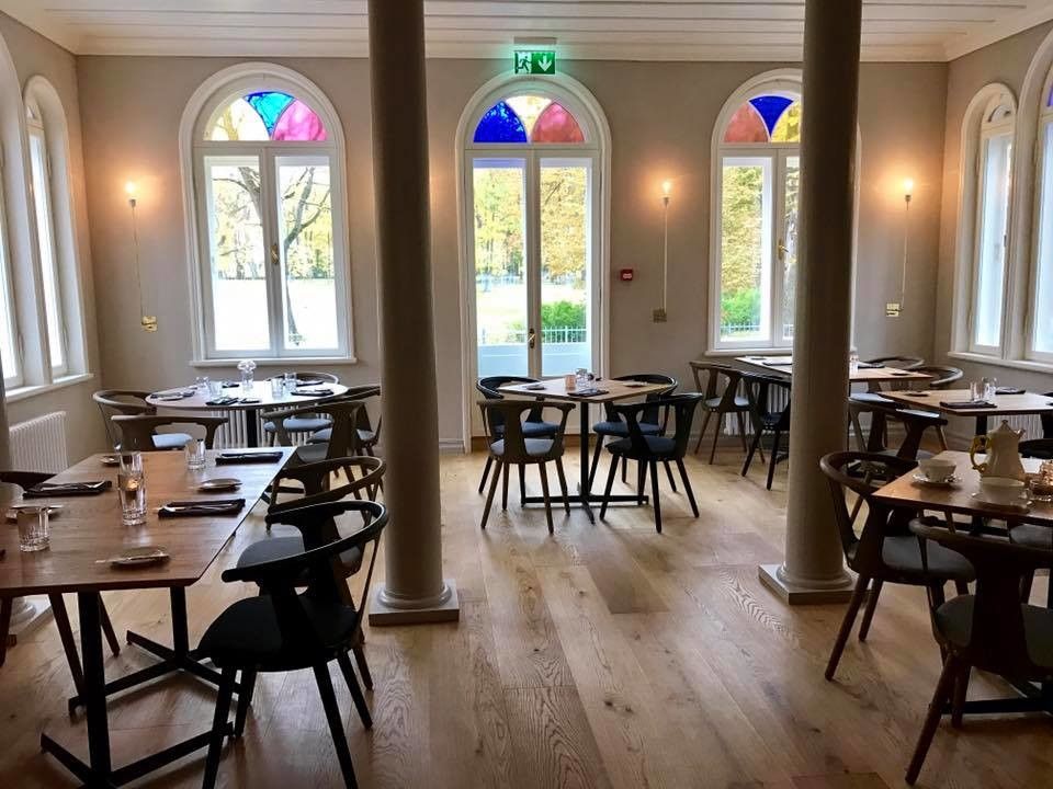 Зал шеф-повара и ресторан Mon Repos