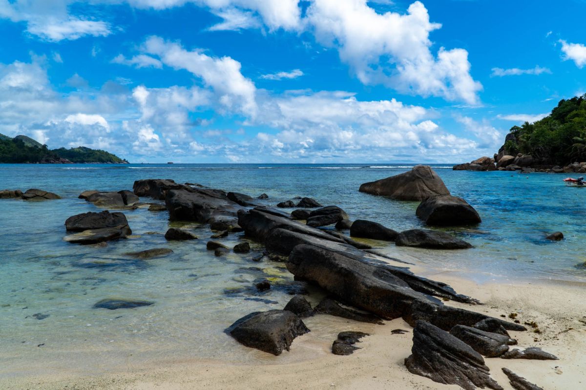 Баи Лазар Паблик Бич