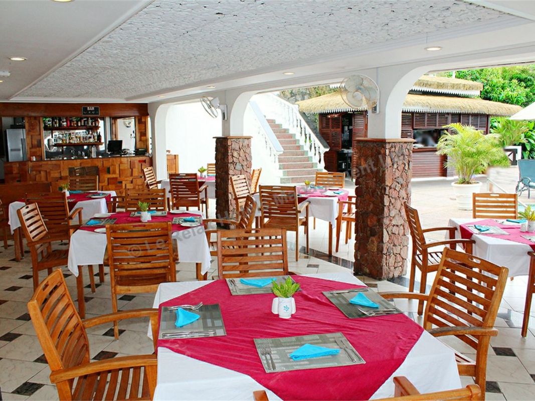 Le Relax Hotel and Restaurant