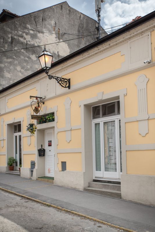 Varad Inn Boutique Hostel